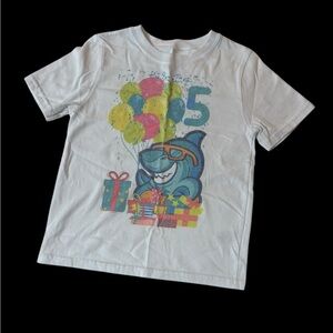 Custom 5  shark, presents & balloons t-shirt, 4T . K156